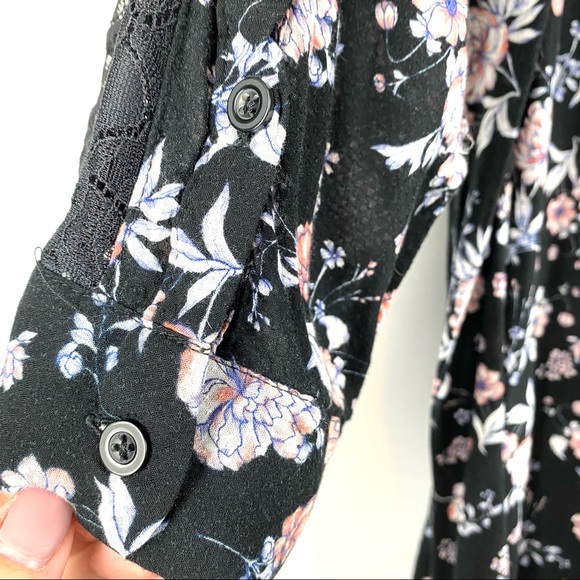 Torrid Black Floral & Lace Babydoll Button Down Tunic Top EUC - Picture 8 of 14